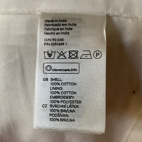 H&M White Embroidered Vest - Picture 7 of 7